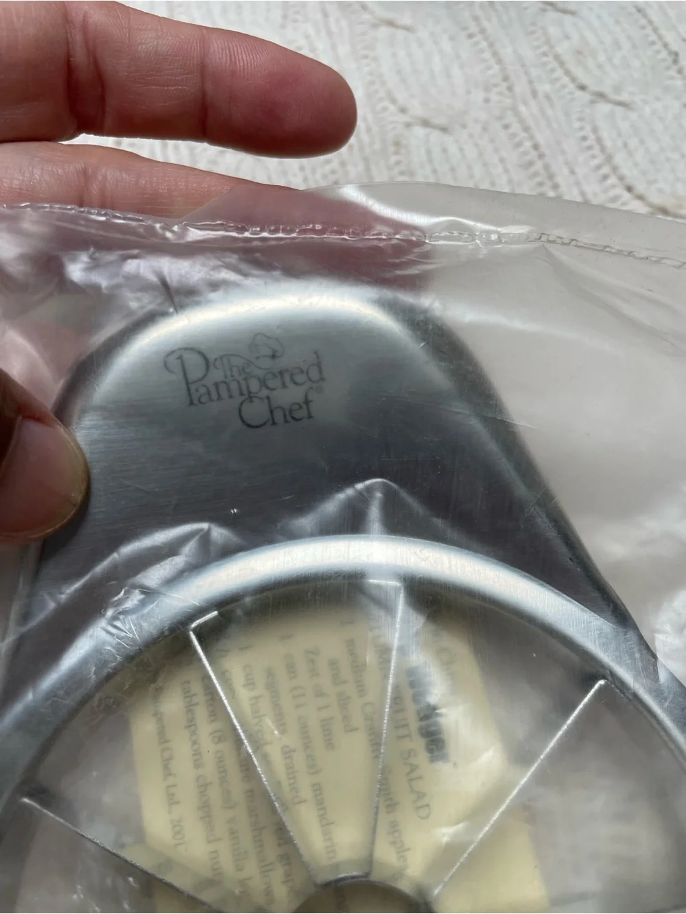 New sealed The Pampered Chef Apple Wedger Corer Slicer #2425